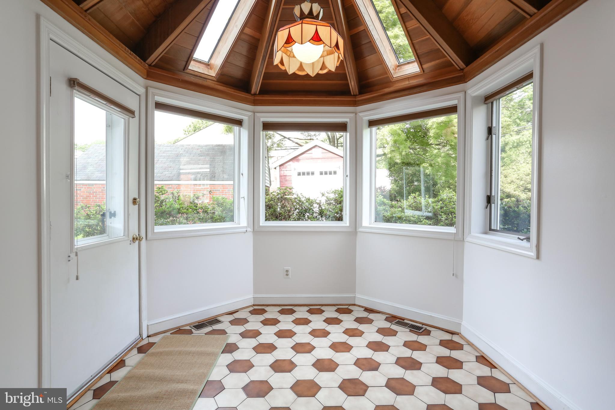 TARA - WYNNEWOOD - Residential