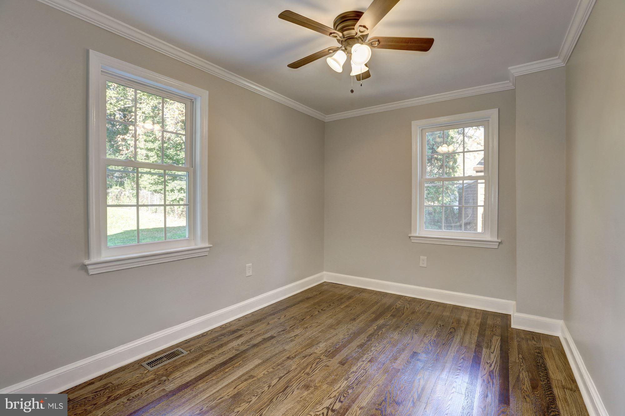 COUNTRY CLUB PARK - Residential