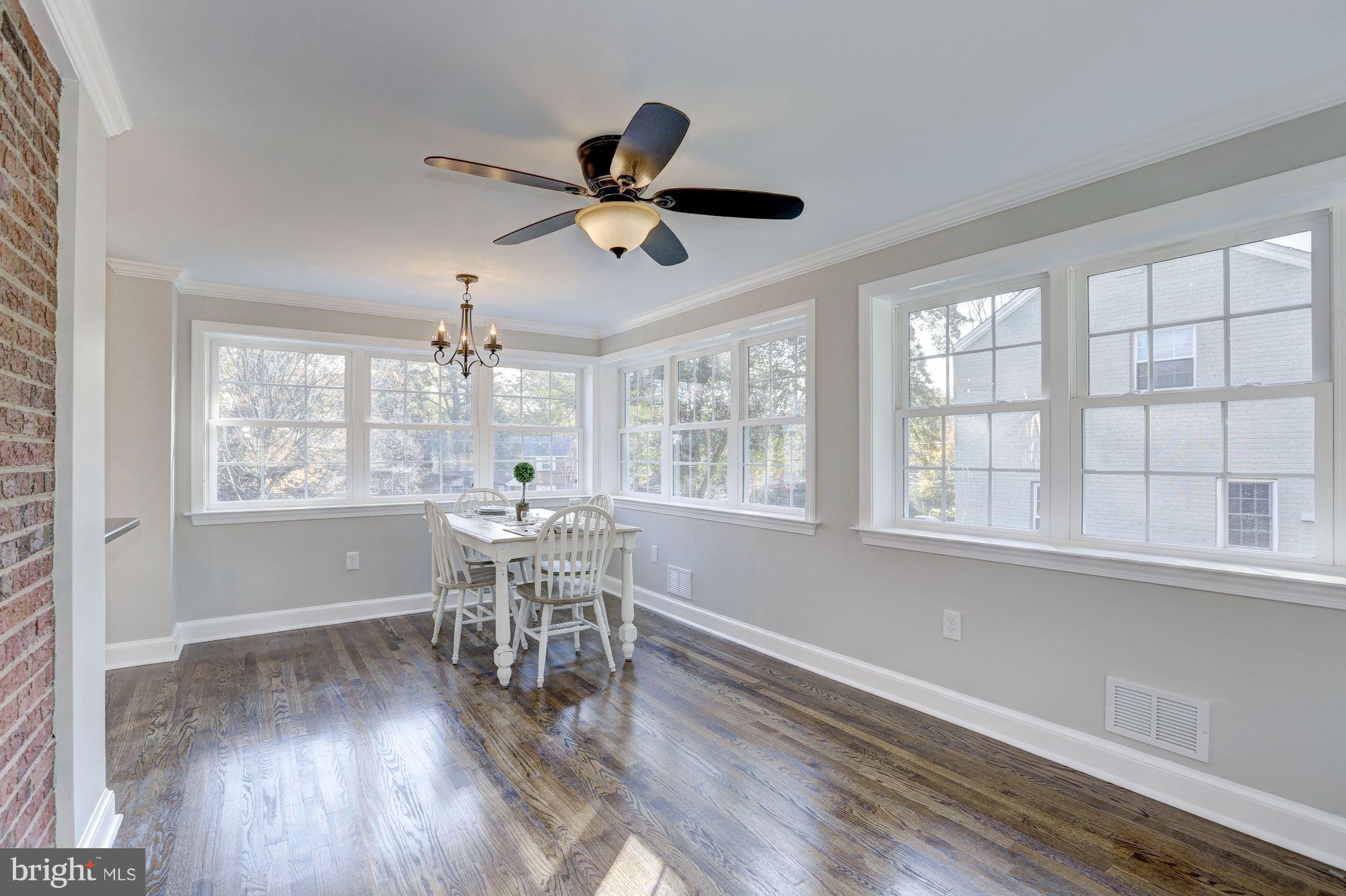 COUNTRY CLUB PARK - Residential