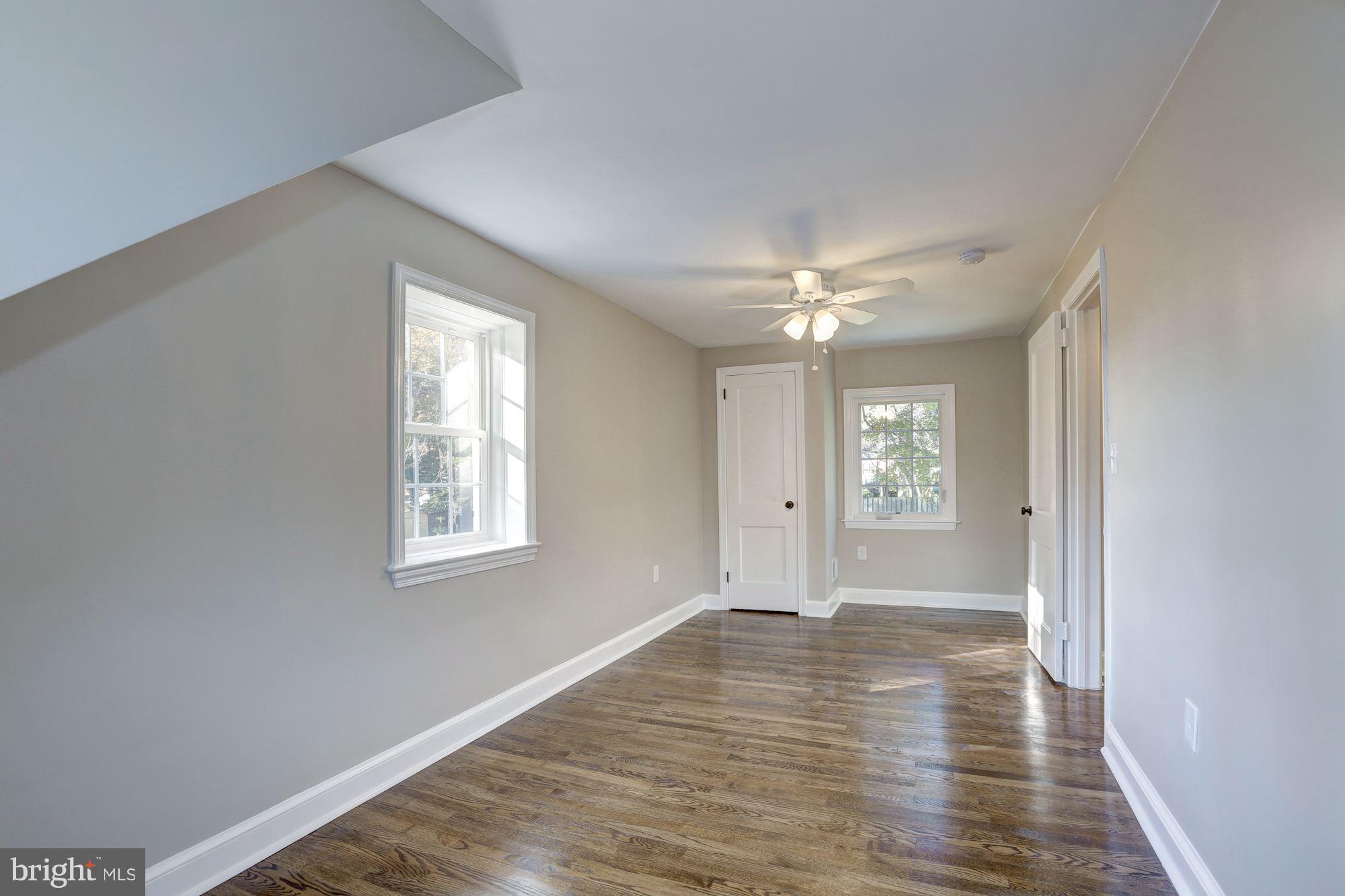 COUNTRY CLUB PARK - Residential