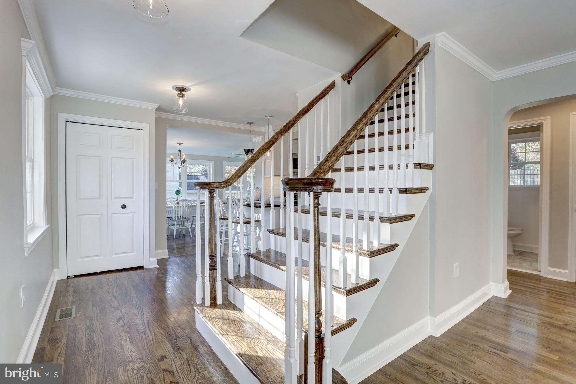 COUNTRY CLUB PARK - Residential