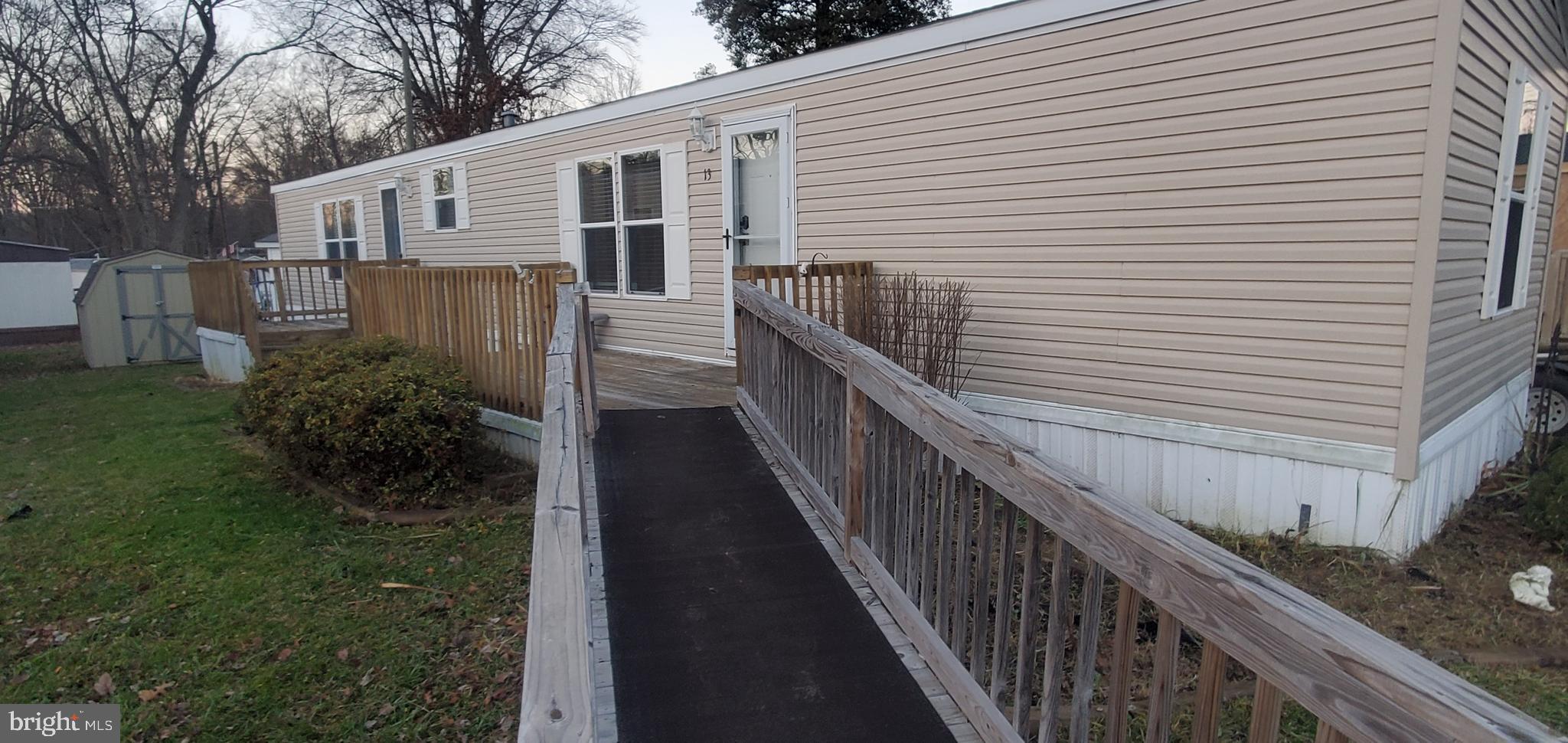 BAY COUNTRY ESTATES - Residential