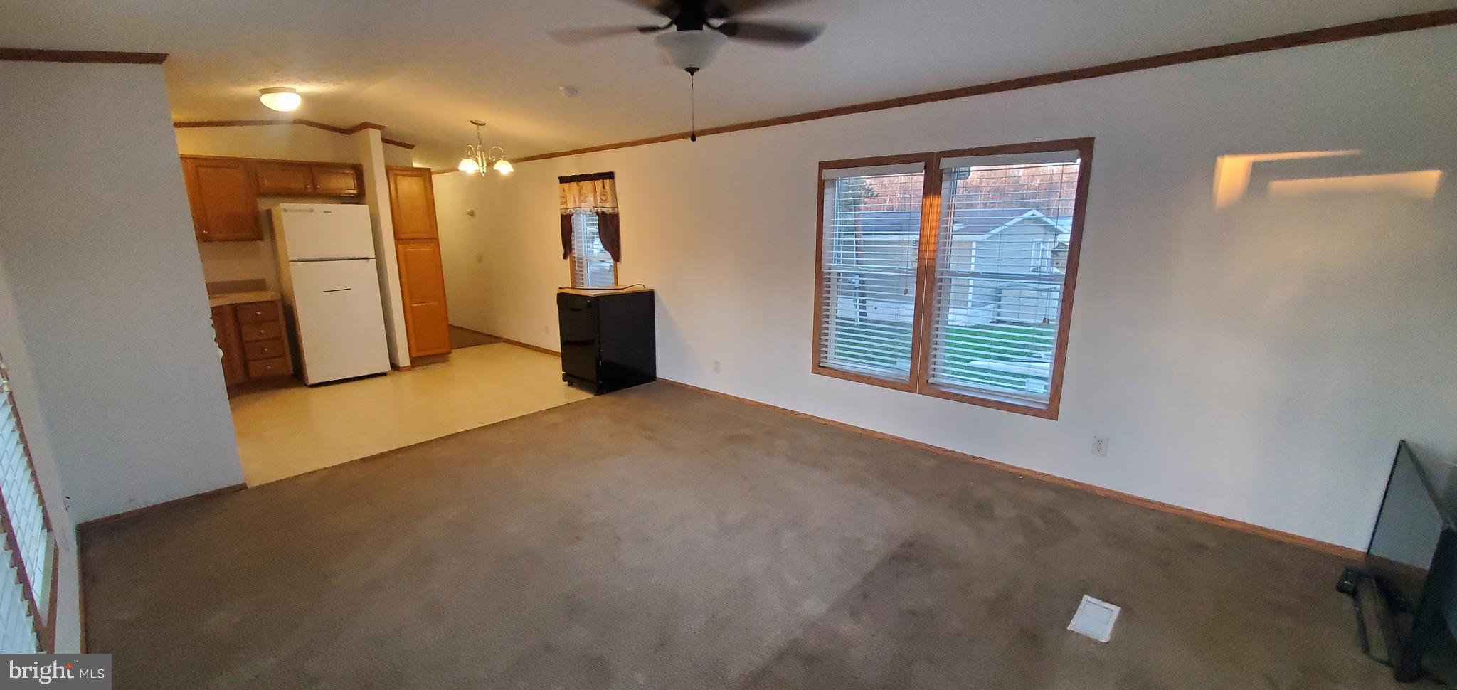 BAY COUNTRY ESTATES - Residential