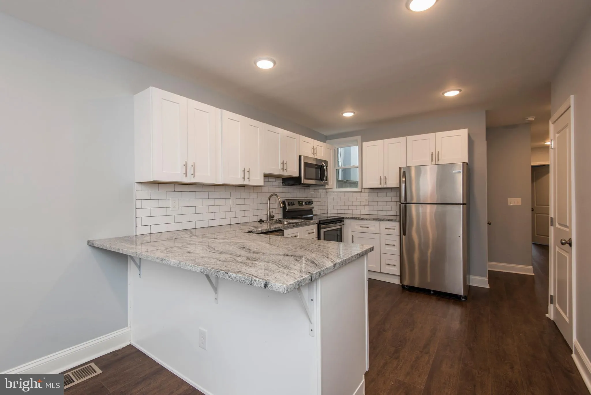 Philadelphia, Pennsylvania 19148, United States, 1 Bedroom Bedrooms, ,1 BathroomBathrooms,Residential,Contingent,100516