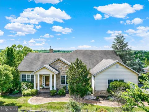 Homes For Sale - 1888 Bow Drive<br/> AUBURN, PA 17922
