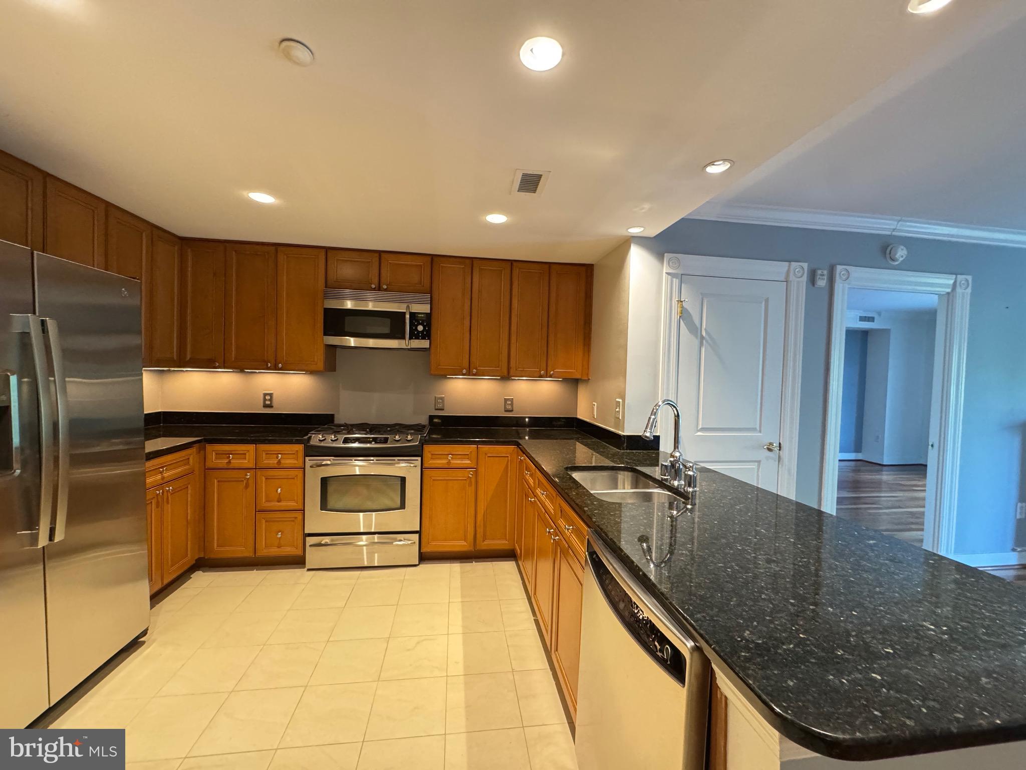 PARK PLACE - Residential Lease
