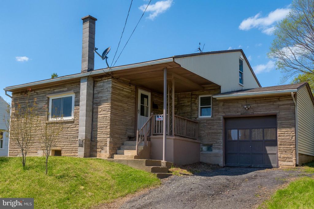 Photo of 911 W 3rd St, LOCK HAVEN, PA 17745 (MLS # PACL2025280)