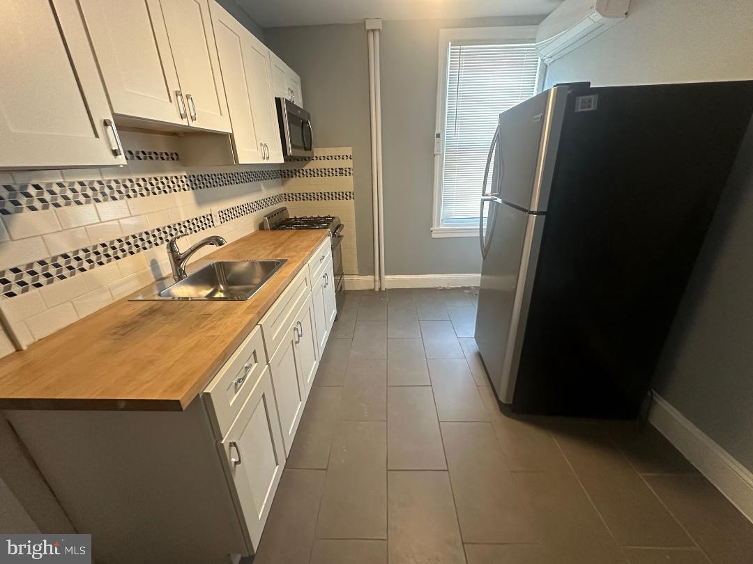 FISHTOWN - Residential Lease