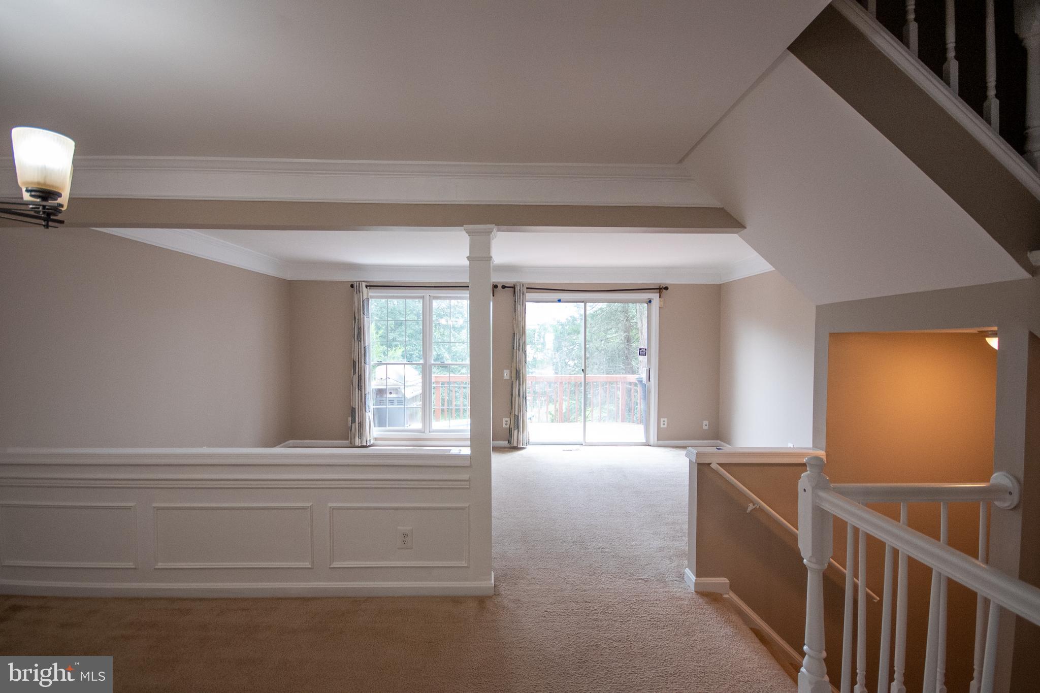 ASHBURN FARM - Residential Lease