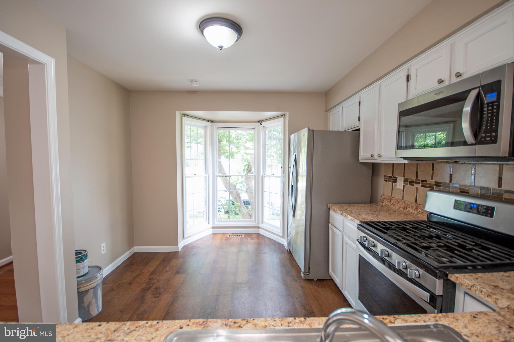 ASHBURN FARM - Residential Lease