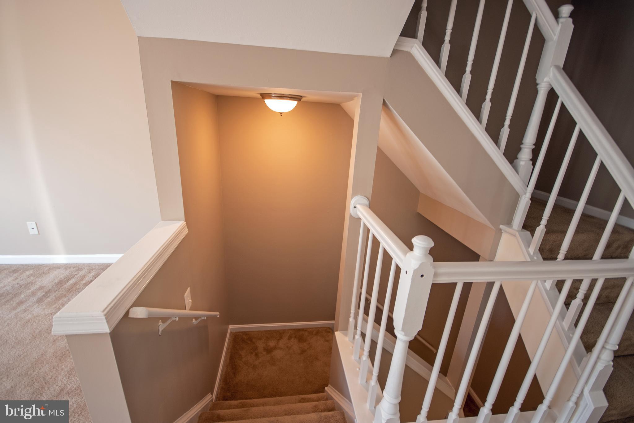 ASHBURN FARM - Residential Lease