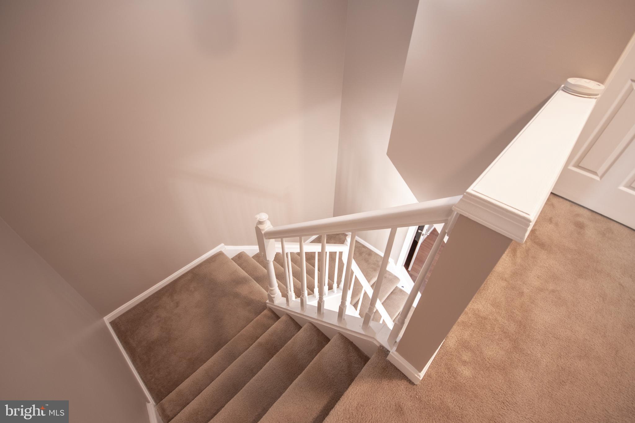 ASHBURN FARM - Residential Lease