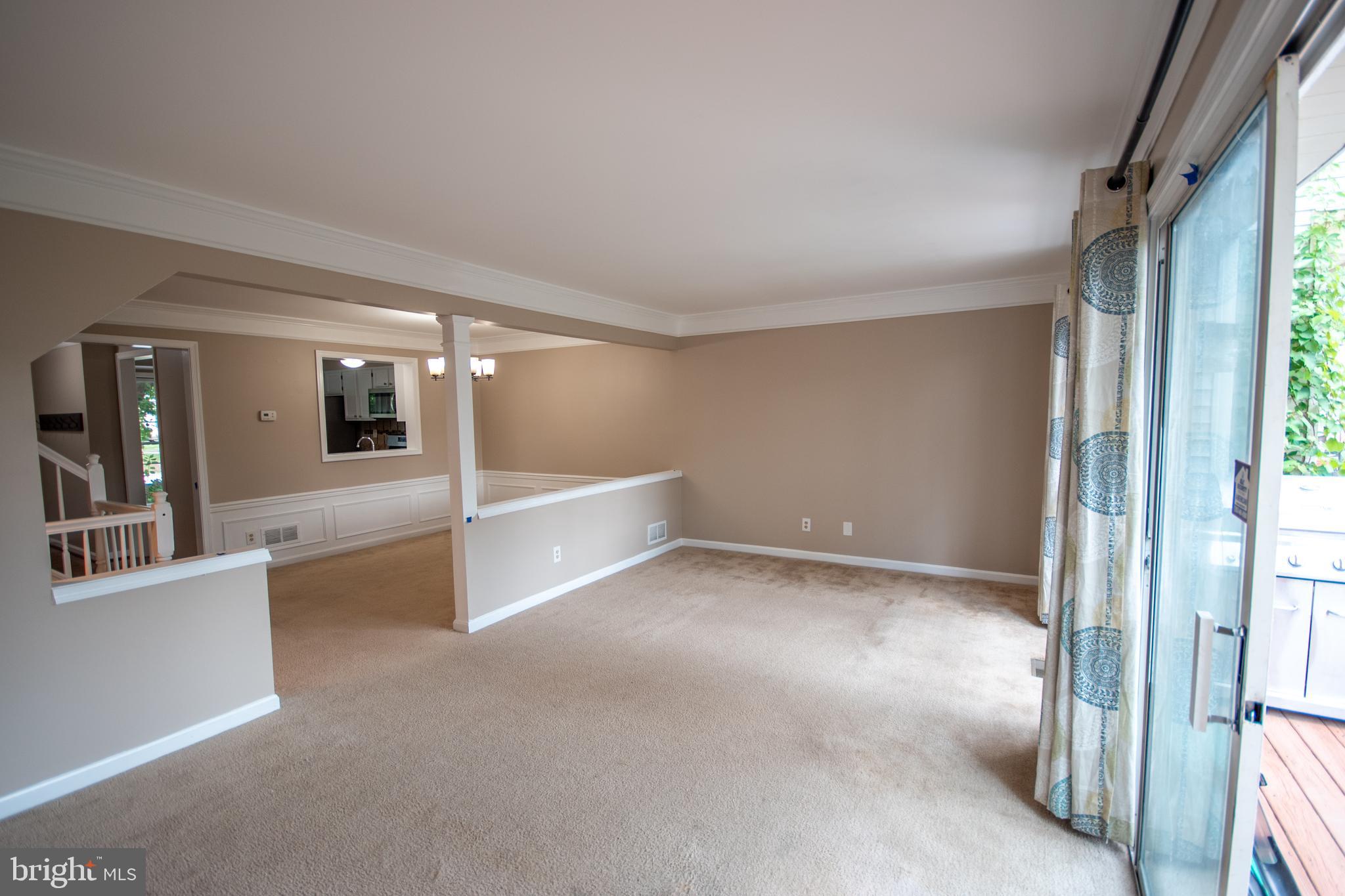 ASHBURN FARM - Residential Lease