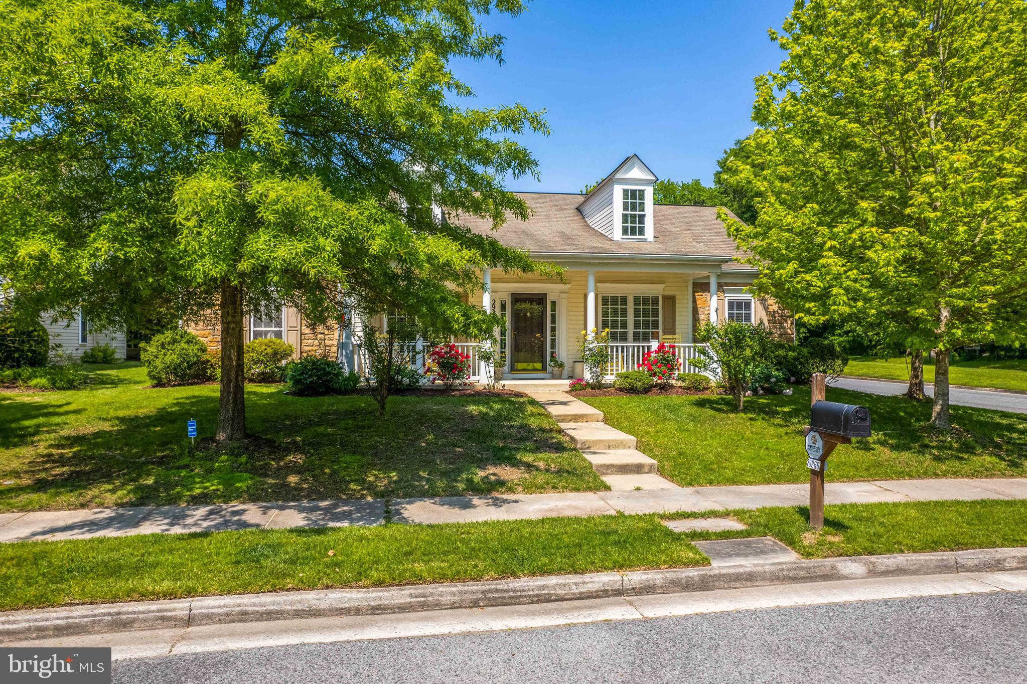 EASTON CLUB EAST - Residential