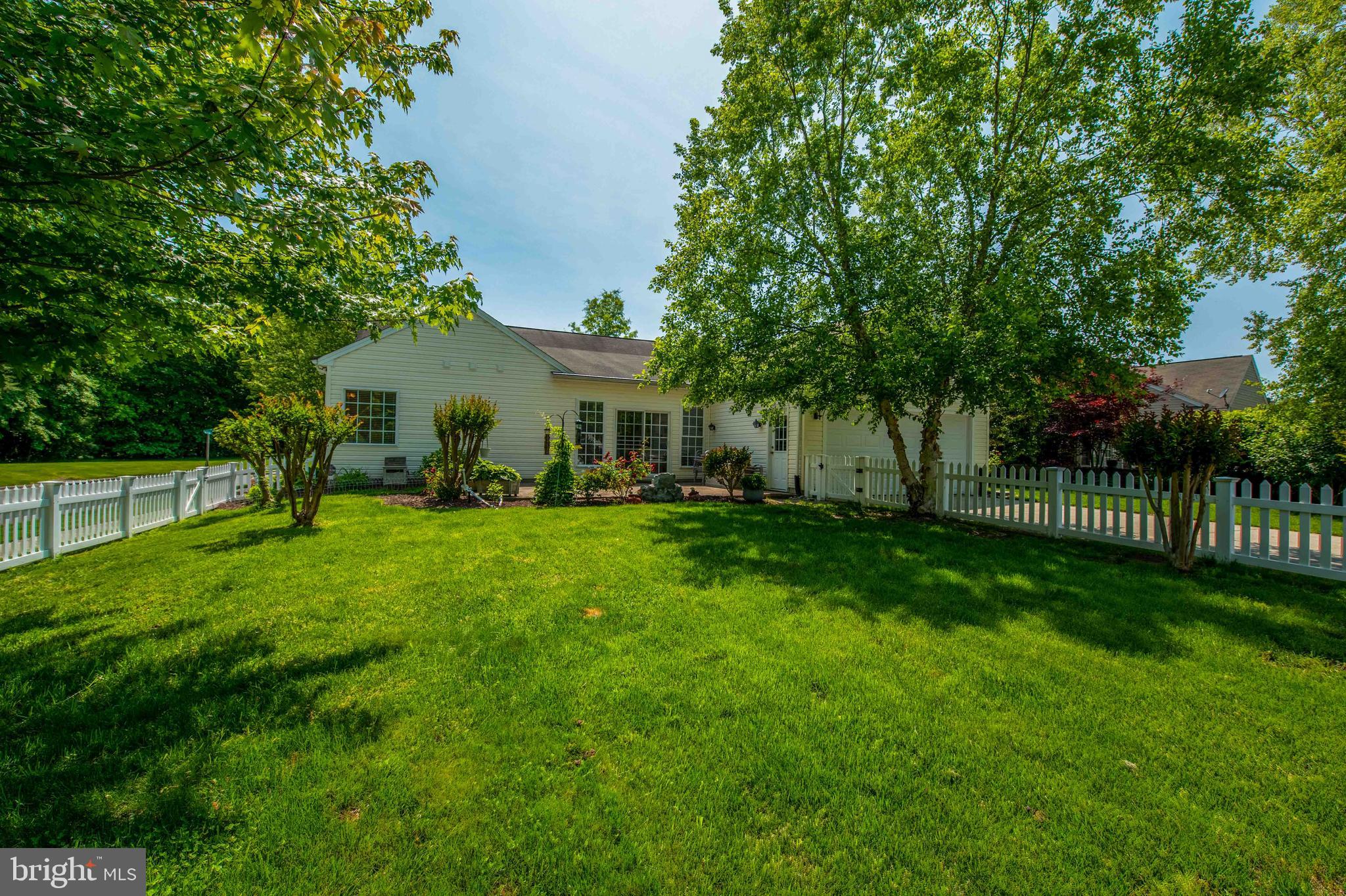 EASTON CLUB EAST - Residential