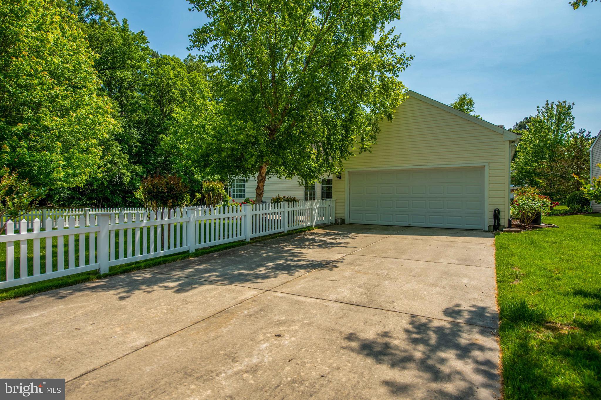 EASTON CLUB EAST - Residential