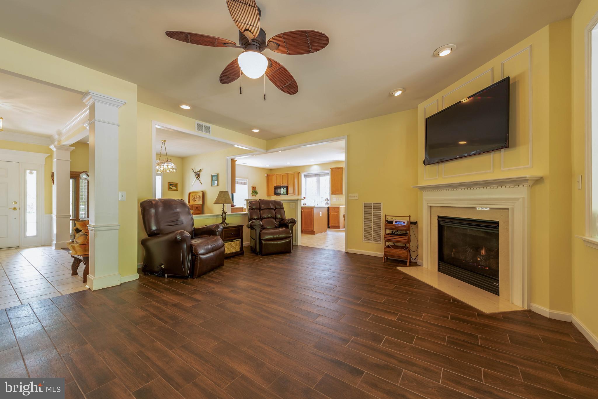 EASTON CLUB EAST - Residential