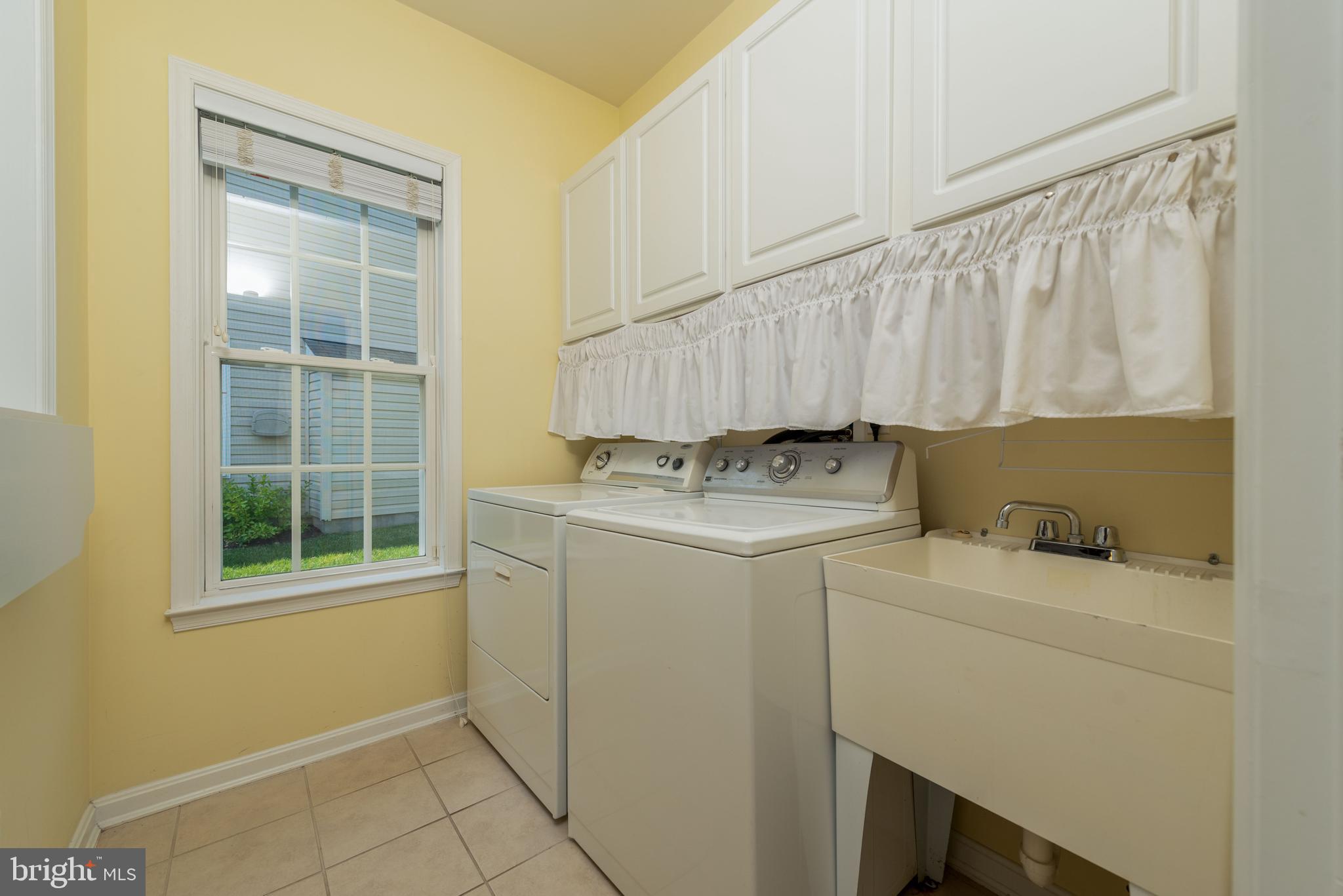 EASTON CLUB EAST - Residential