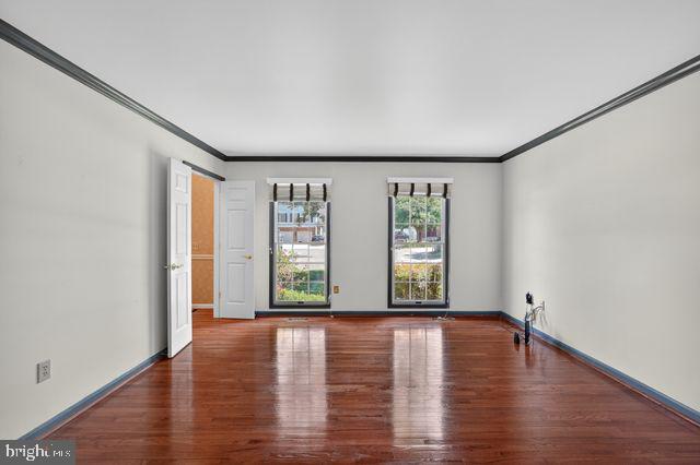 MIDDLEBROOK MANOR - Residential