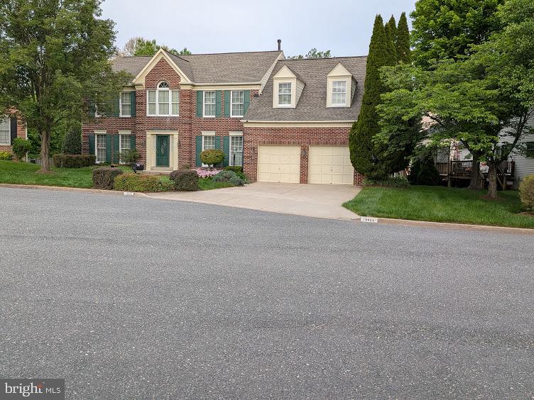 MIDDLEBROOK MANOR - Residential