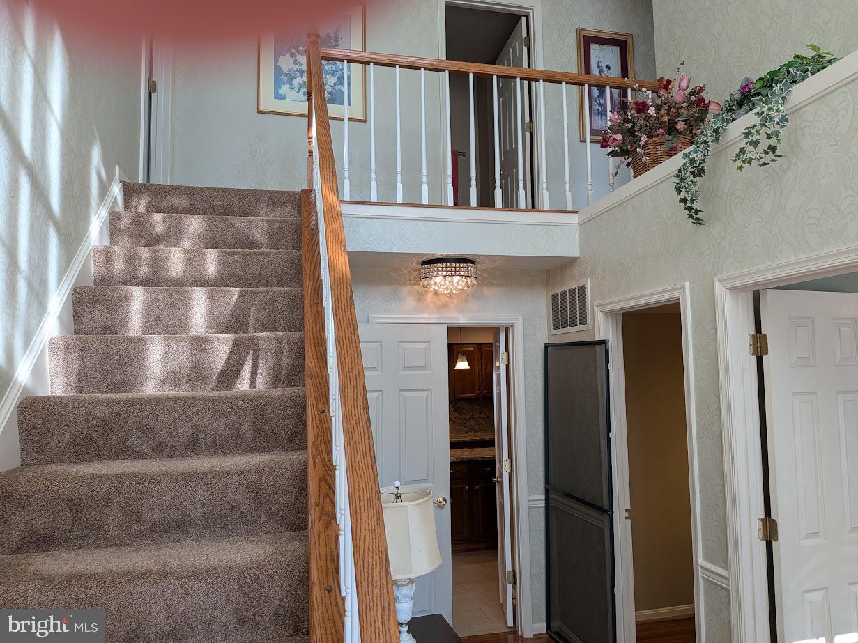 MIDDLEBROOK MANOR - Residential
