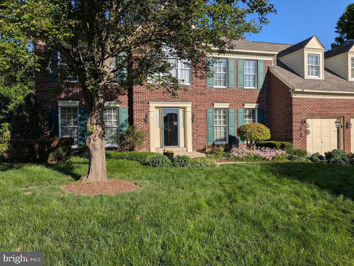 MIDDLEBROOK MANOR - Residential