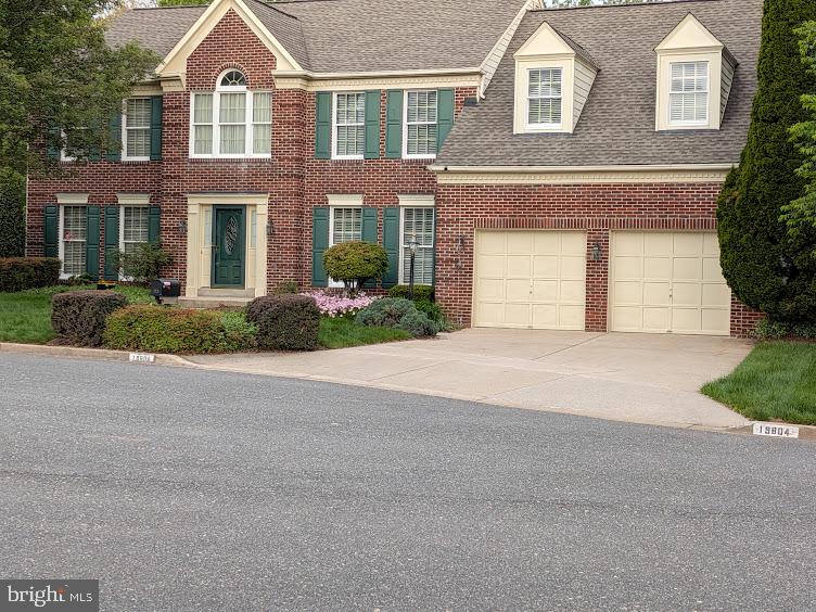 MIDDLEBROOK MANOR - Residential