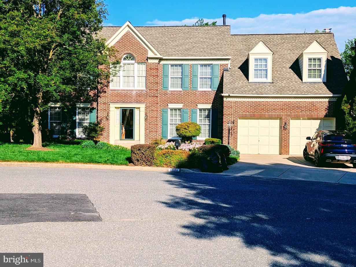 MIDDLEBROOK MANOR - Residential