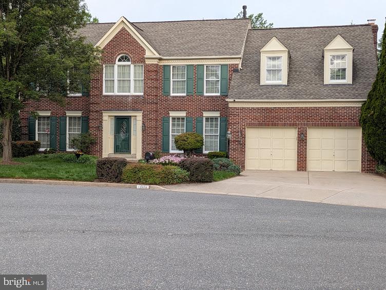 MIDDLEBROOK MANOR - Residential