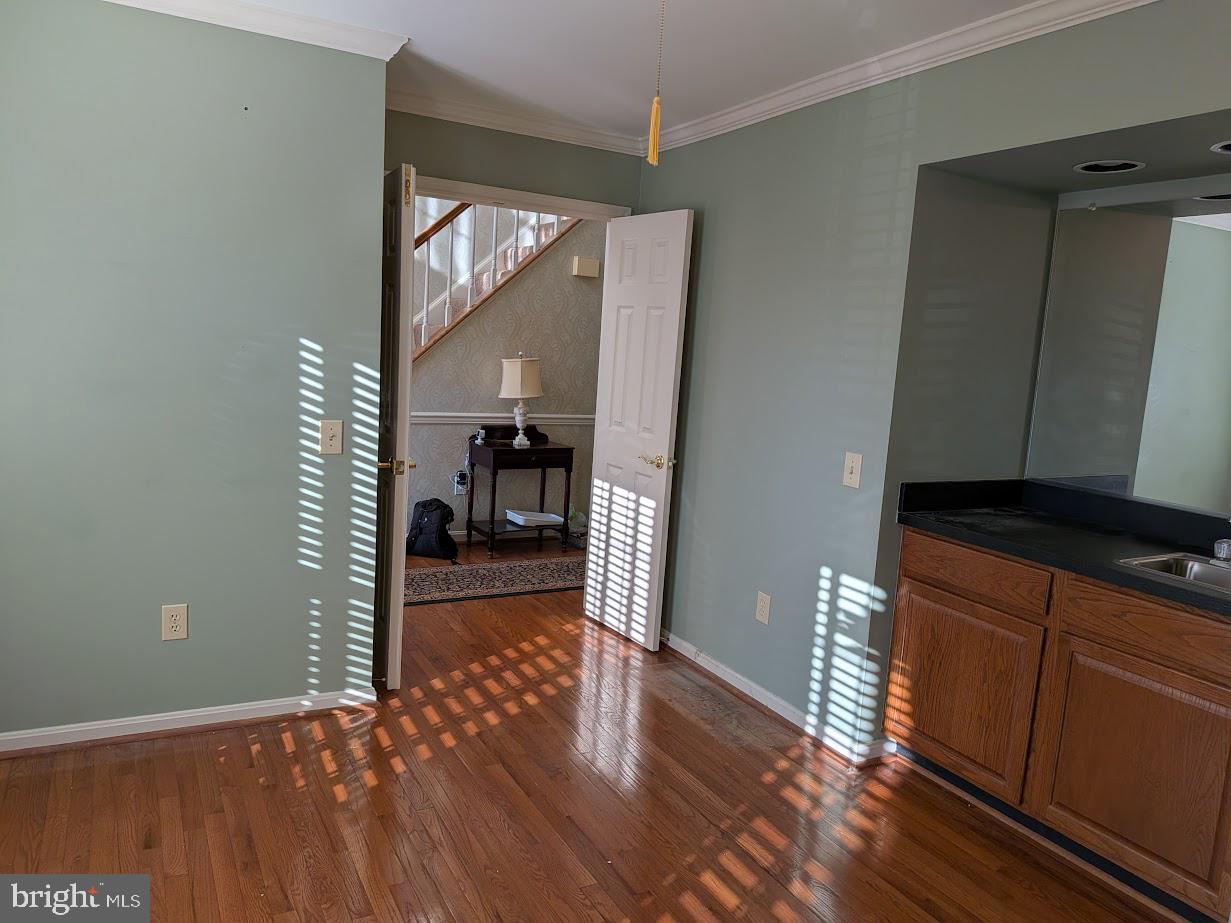 MIDDLEBROOK MANOR - Residential
