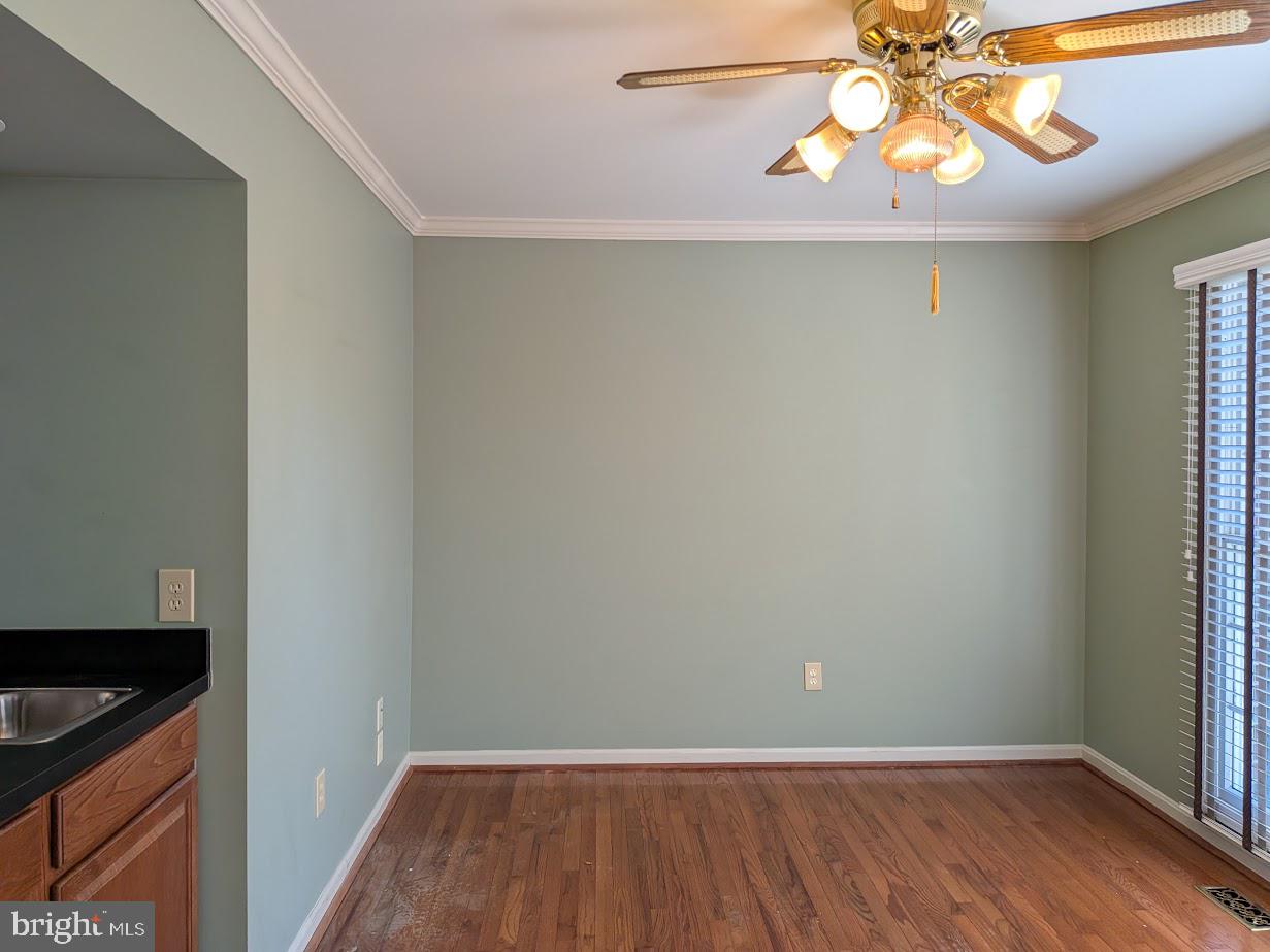 MIDDLEBROOK MANOR - Residential