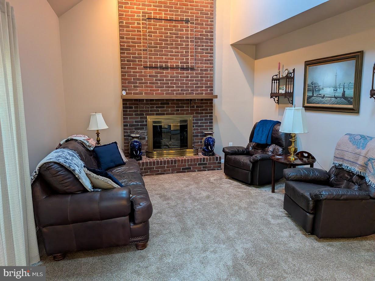 MIDDLEBROOK MANOR - Residential