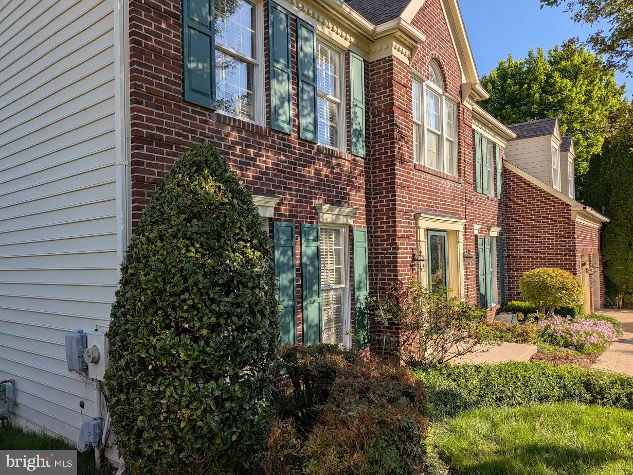 MIDDLEBROOK MANOR - Residential