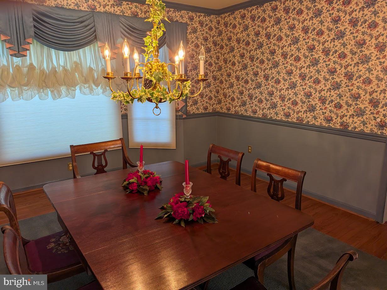 MIDDLEBROOK MANOR - Residential