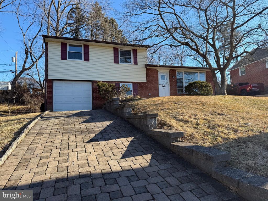 Photo of 6 Grove Lane, BROOMALL, PA 19008 (MLS # PADE2105996)