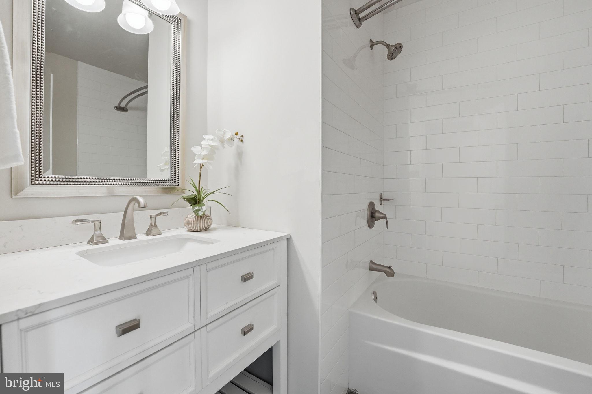 WATERFORD - Residential