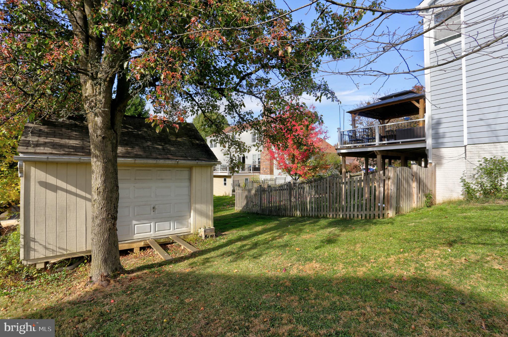 HAMMOND HILLS - Residential