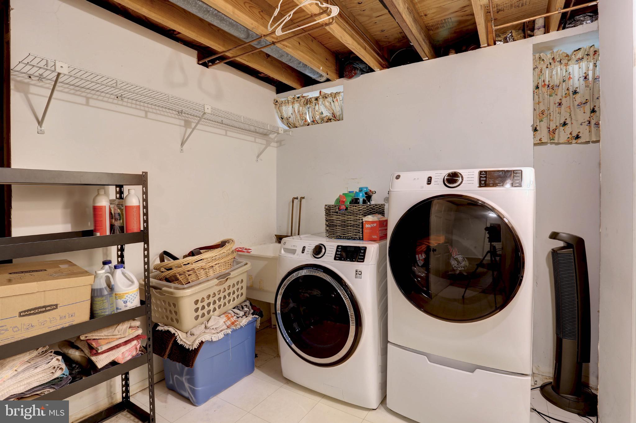 HAMMOND HILLS - Residential