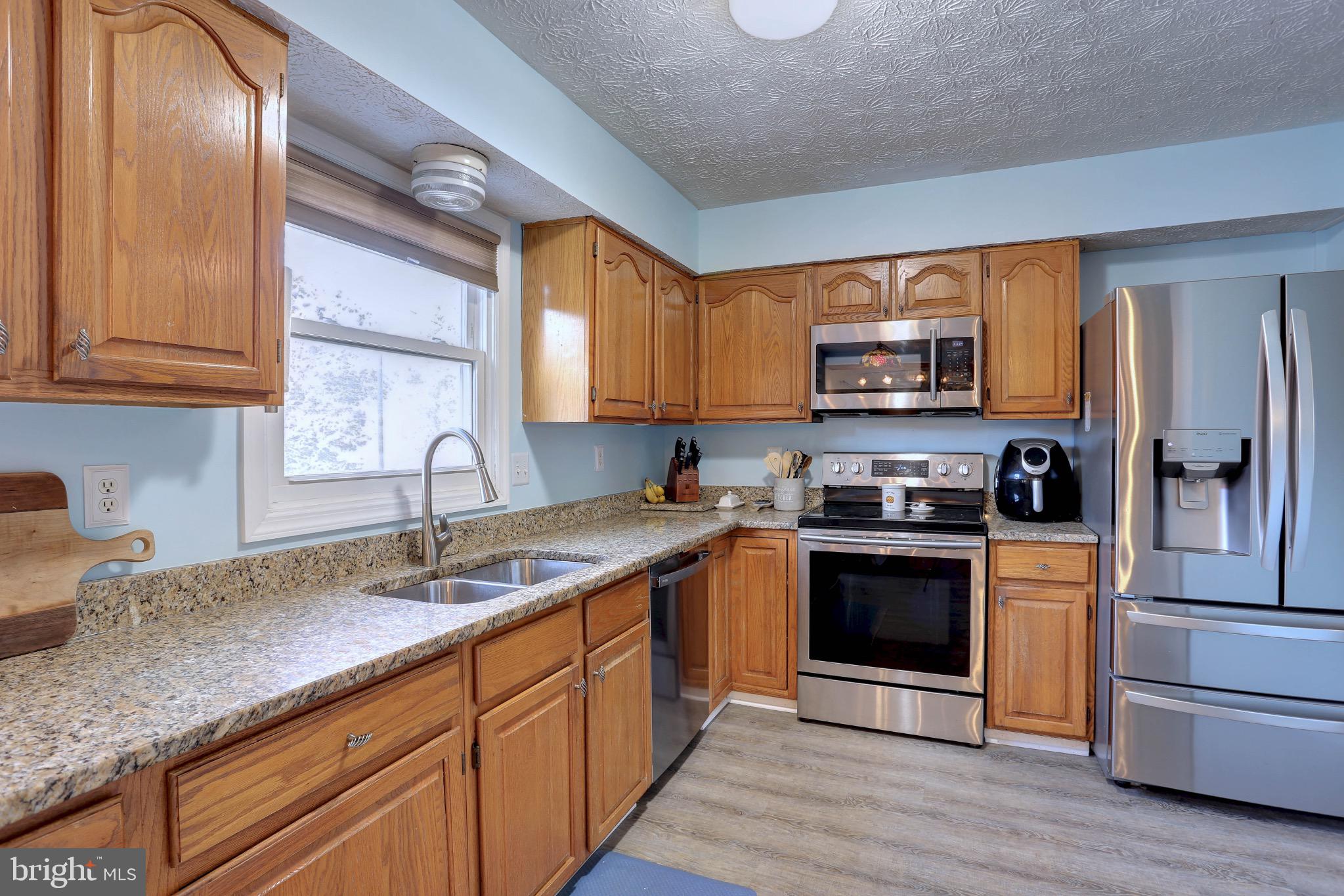 HAMMOND HILLS - Residential