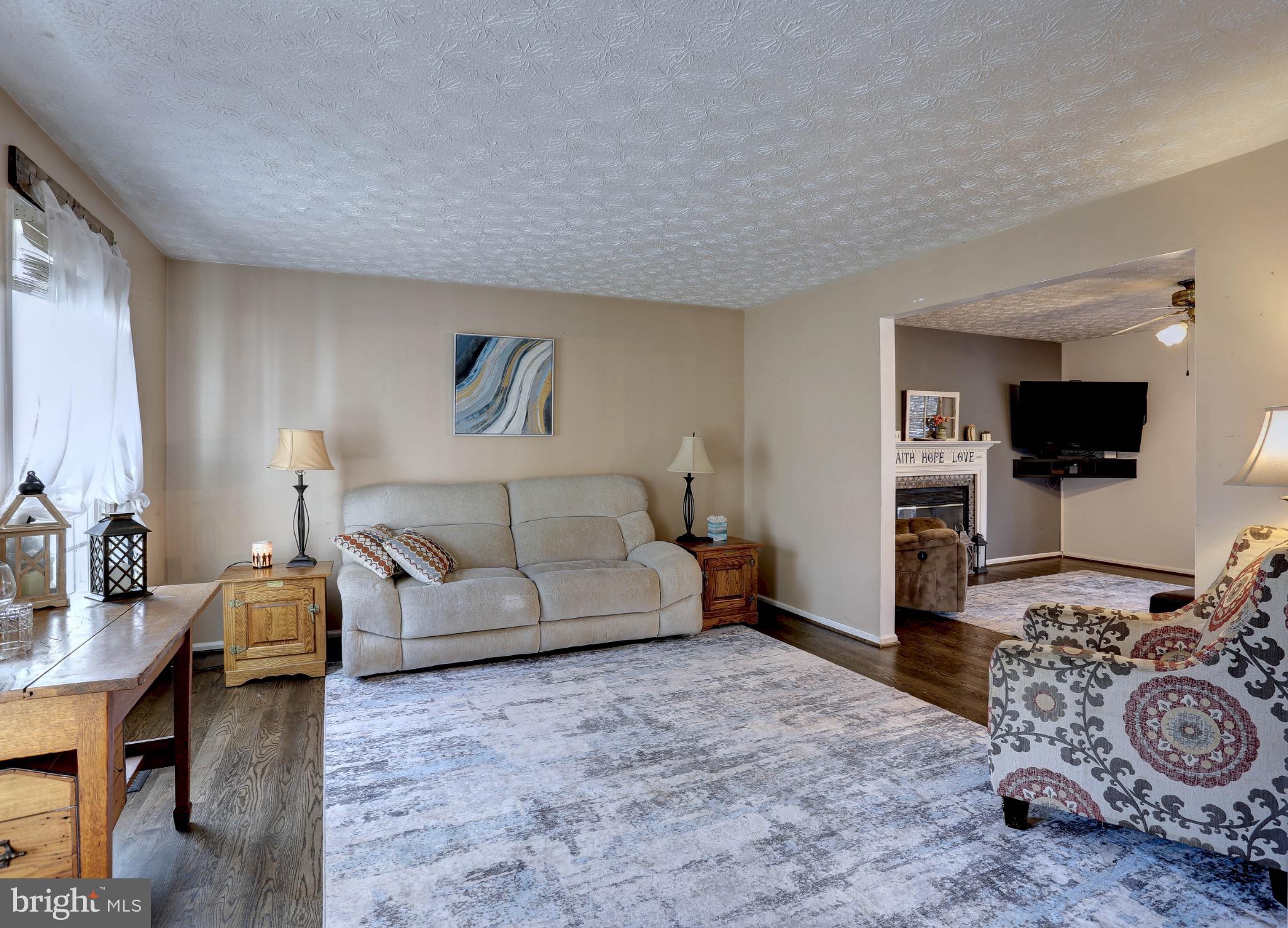 HAMMOND HILLS - Residential