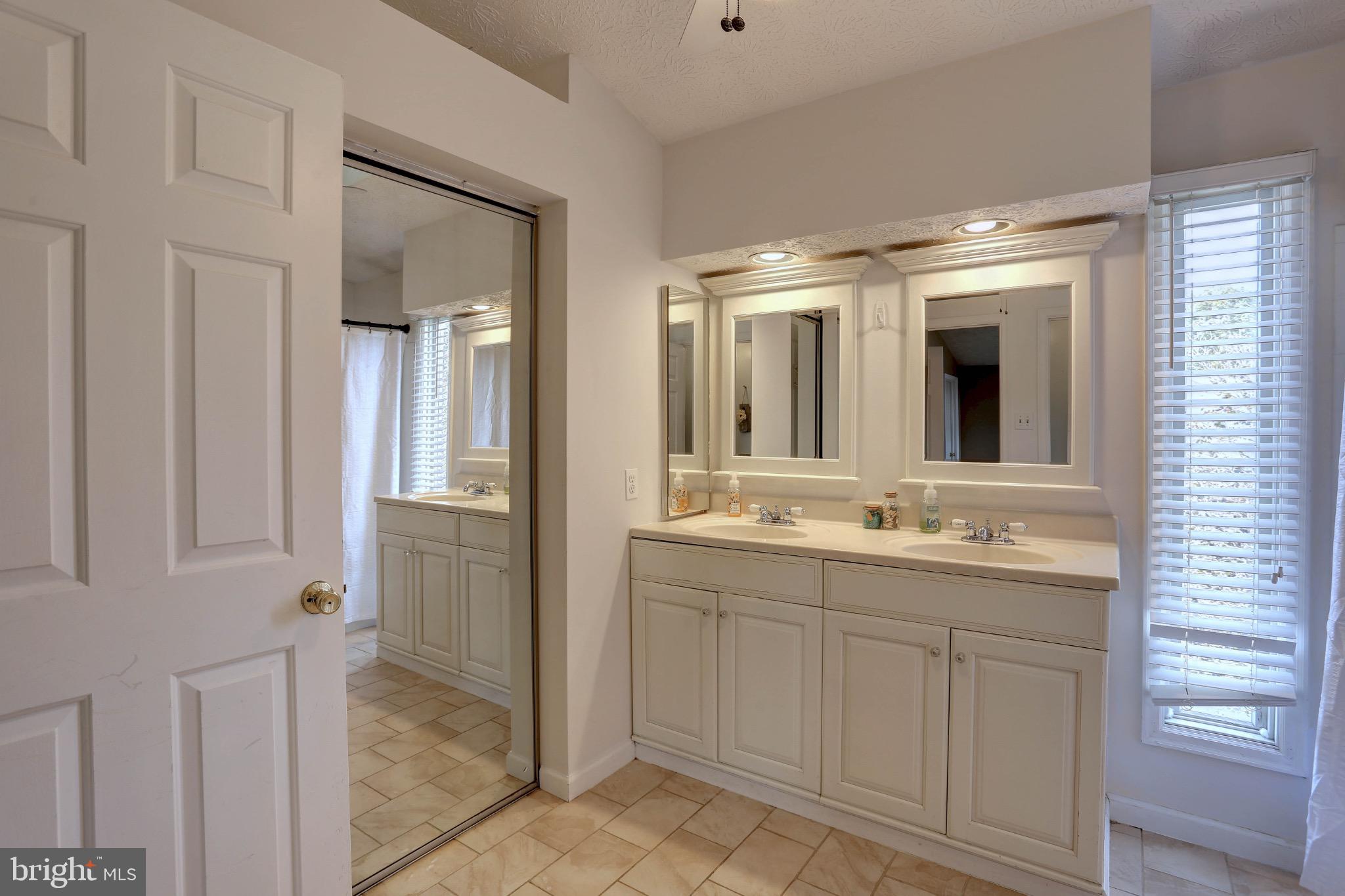 HAMMOND HILLS - Residential