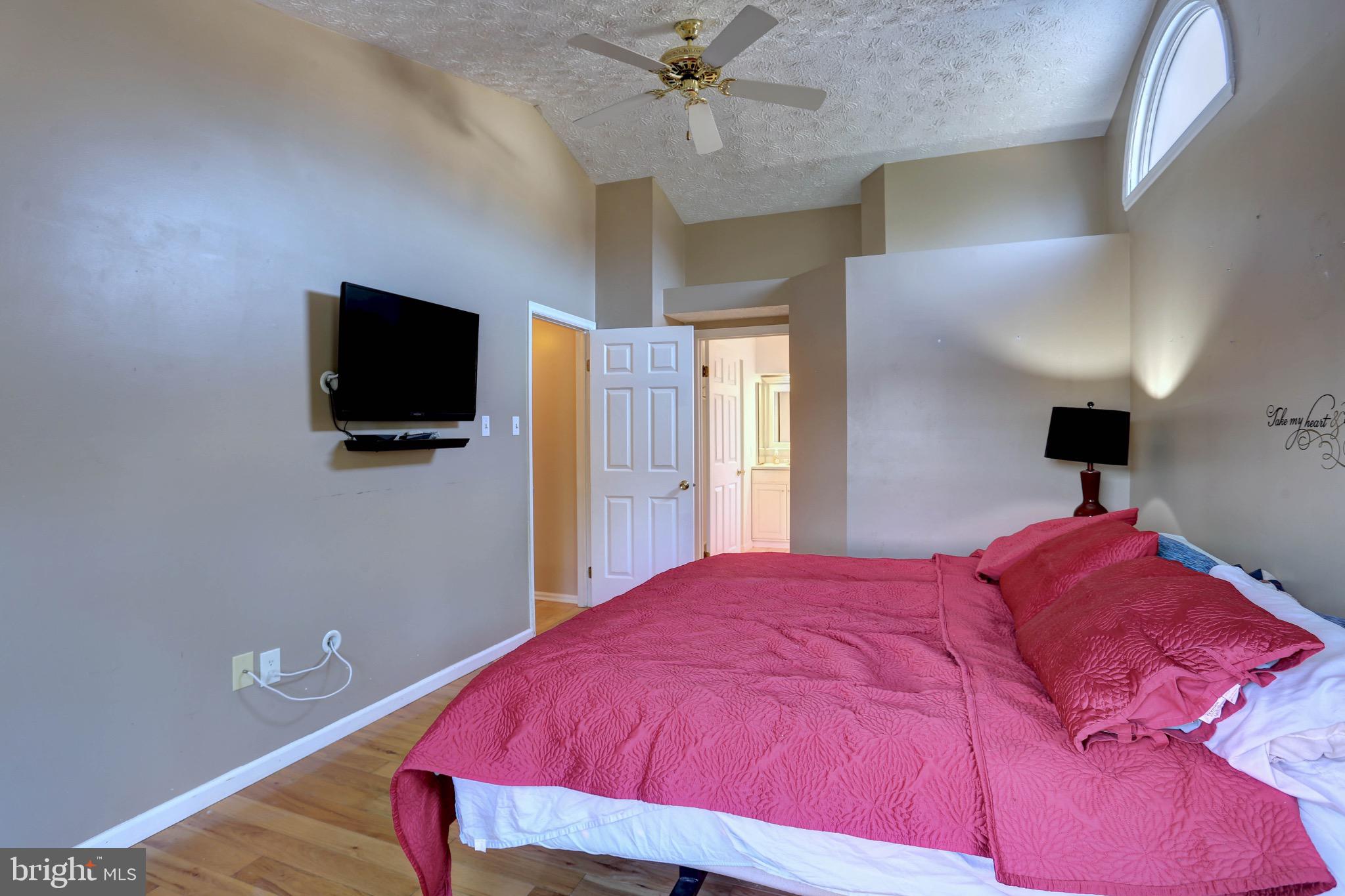 HAMMOND HILLS - Residential