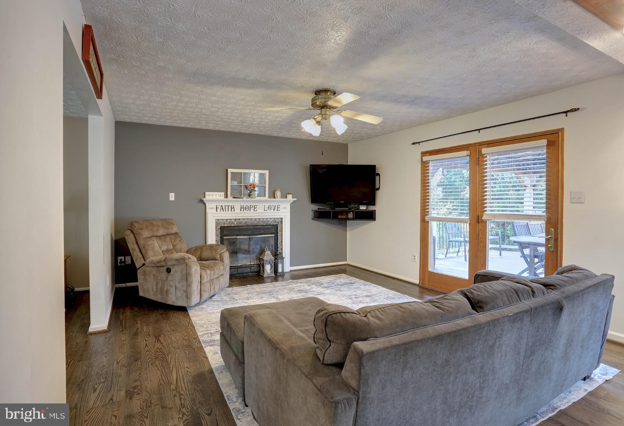 HAMMOND HILLS - Residential