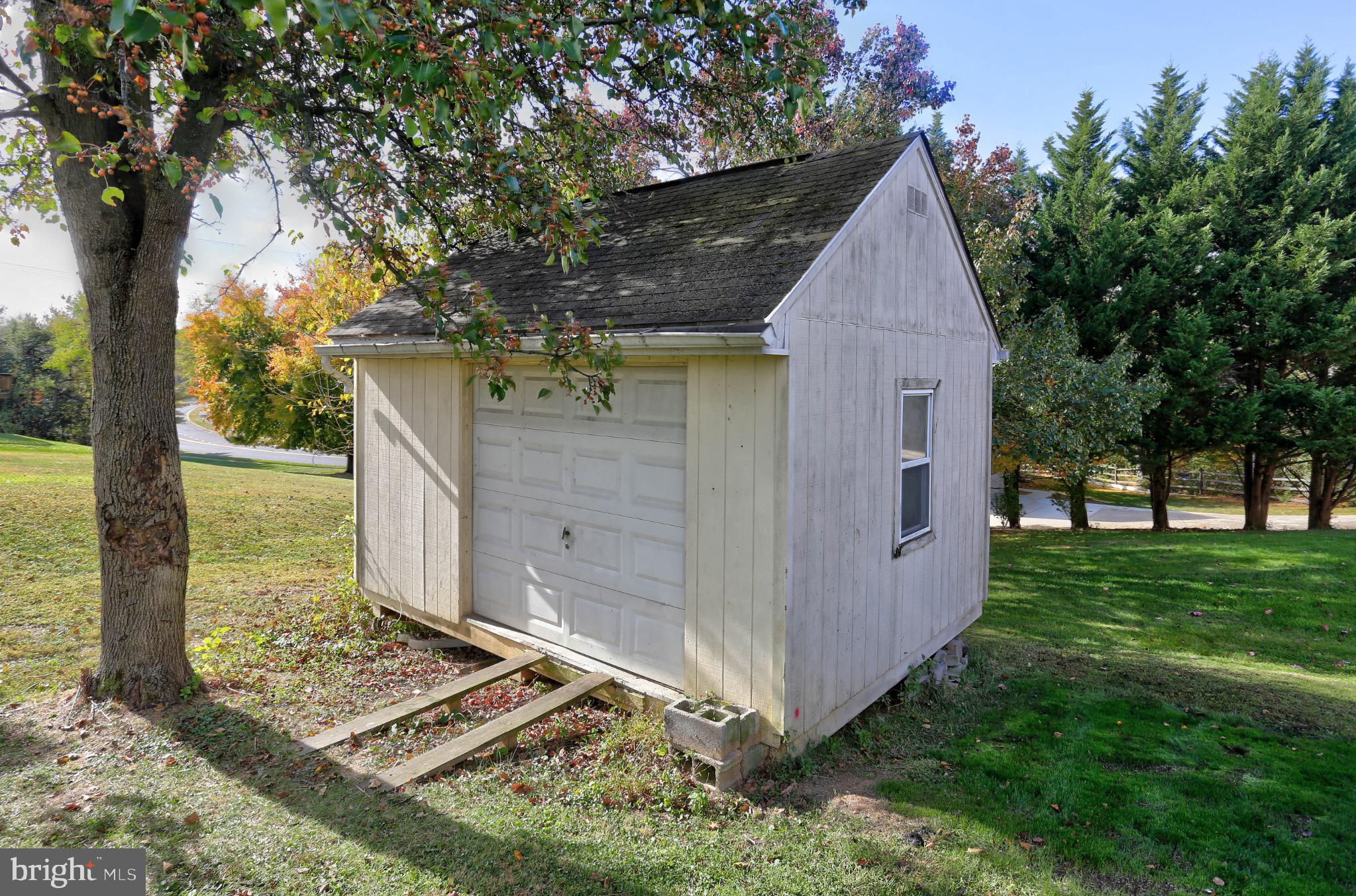 HAMMOND HILLS - Residential