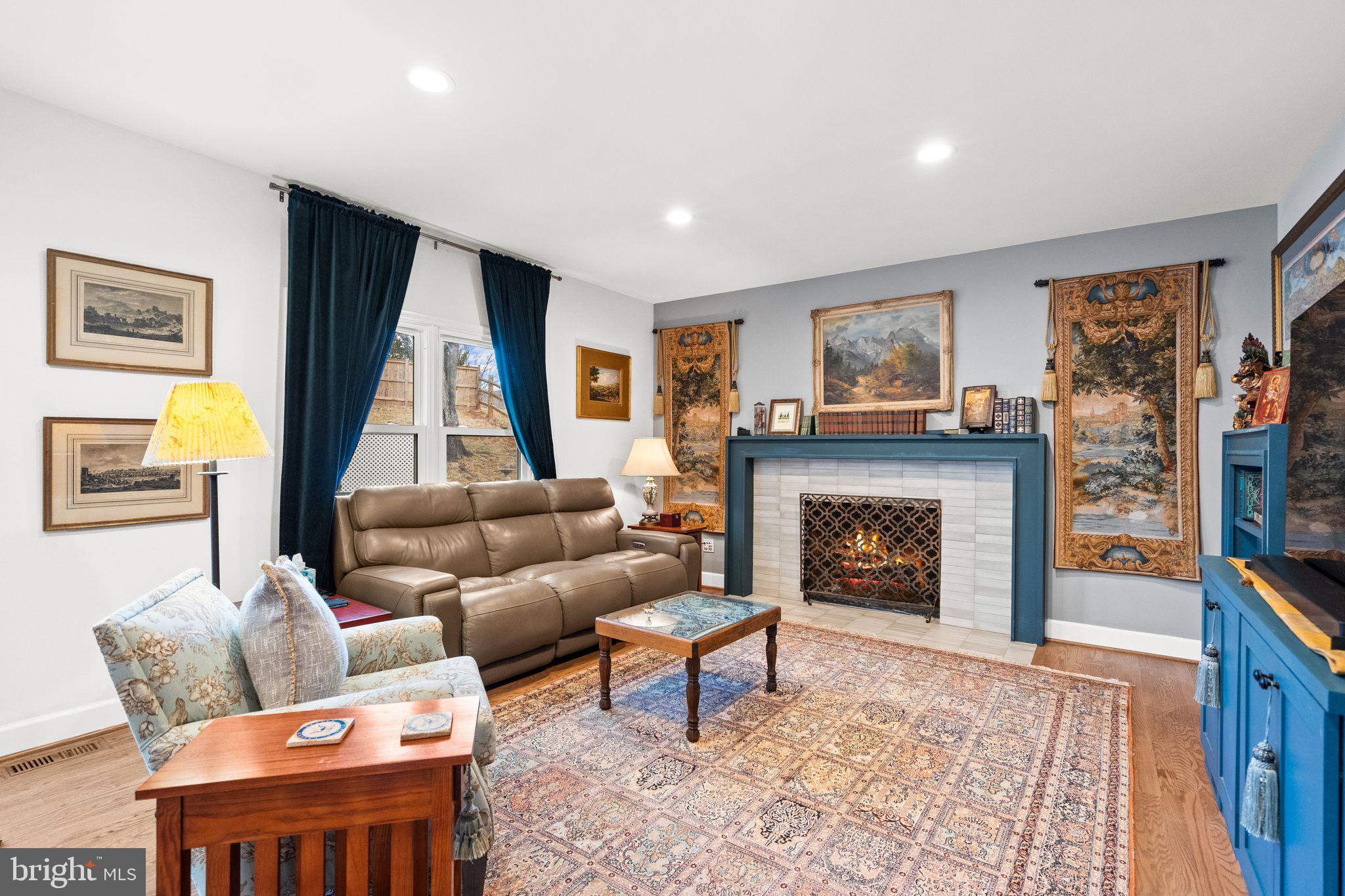 HUNTON WOOD - Residential