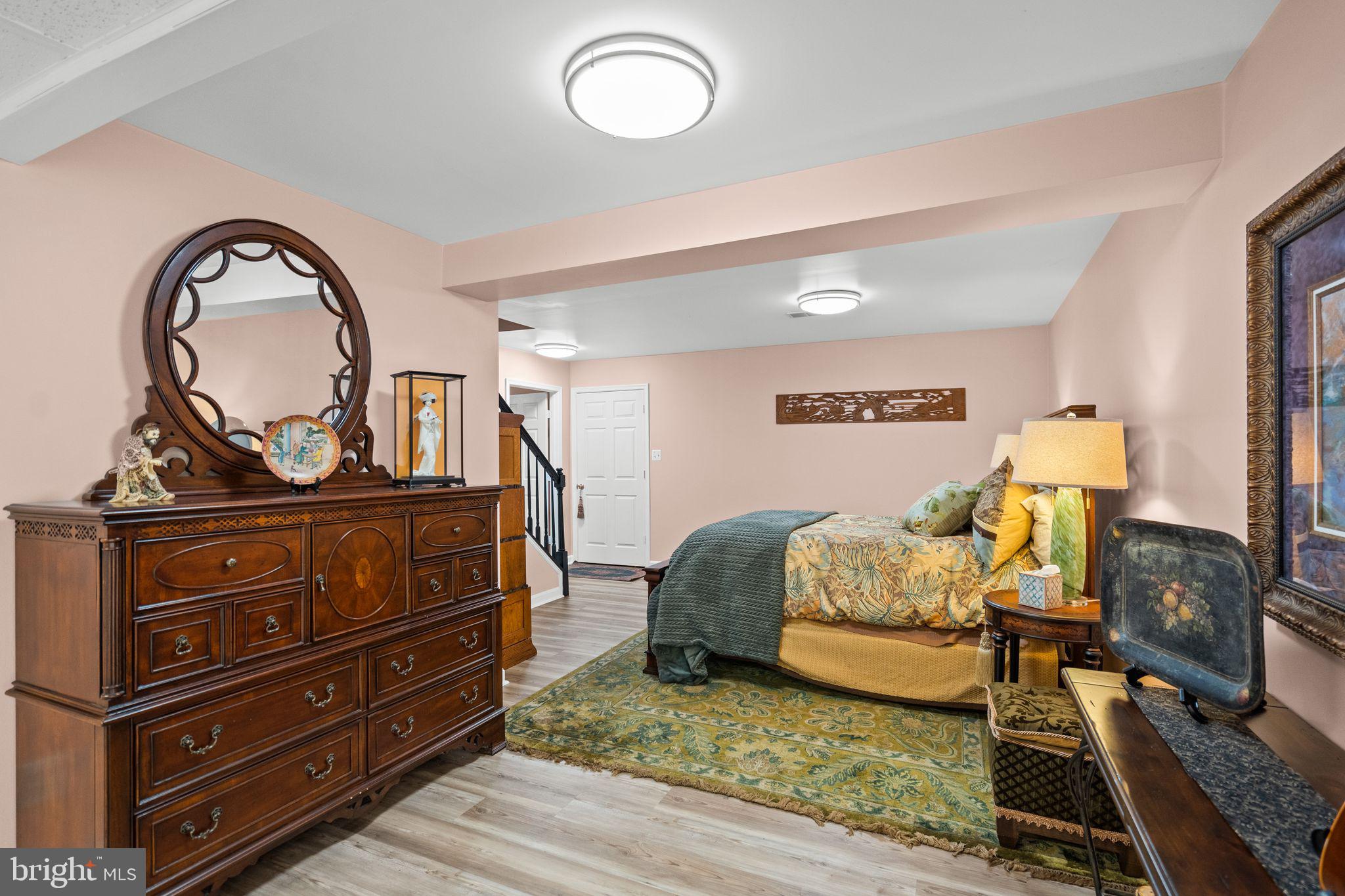 HUNTON WOOD - Residential