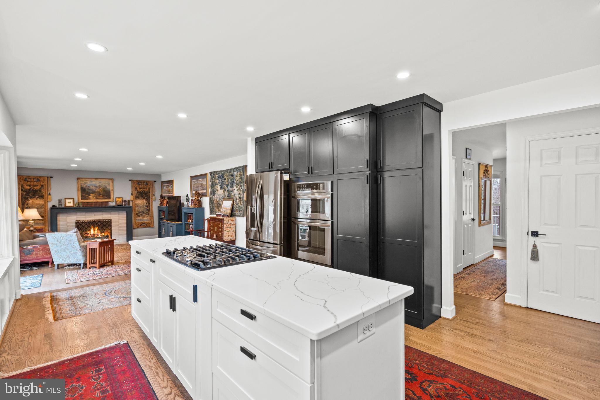 HUNTON WOOD - Residential