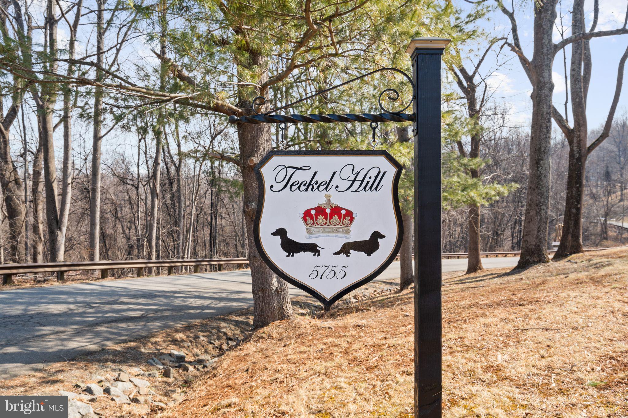 5755 HUNTON WOOD DRIVE