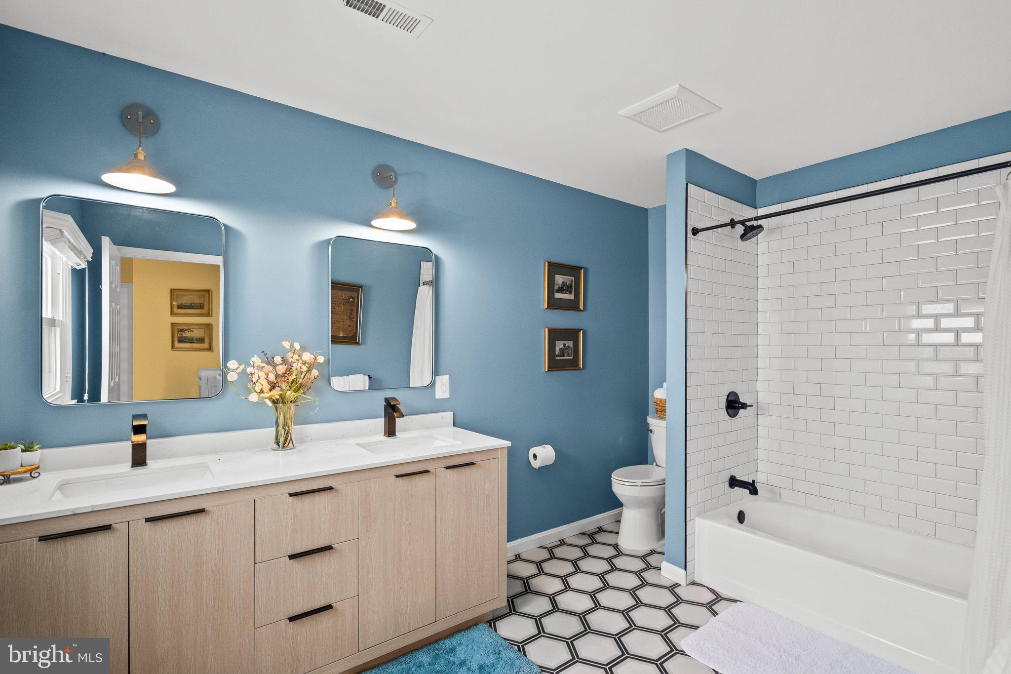 HUNTON WOOD - Residential