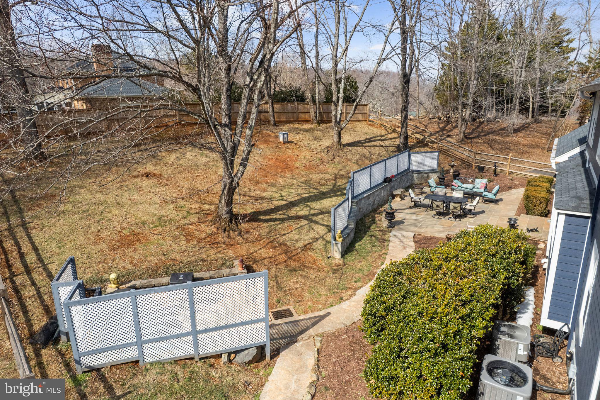 HUNTON WOOD - Residential